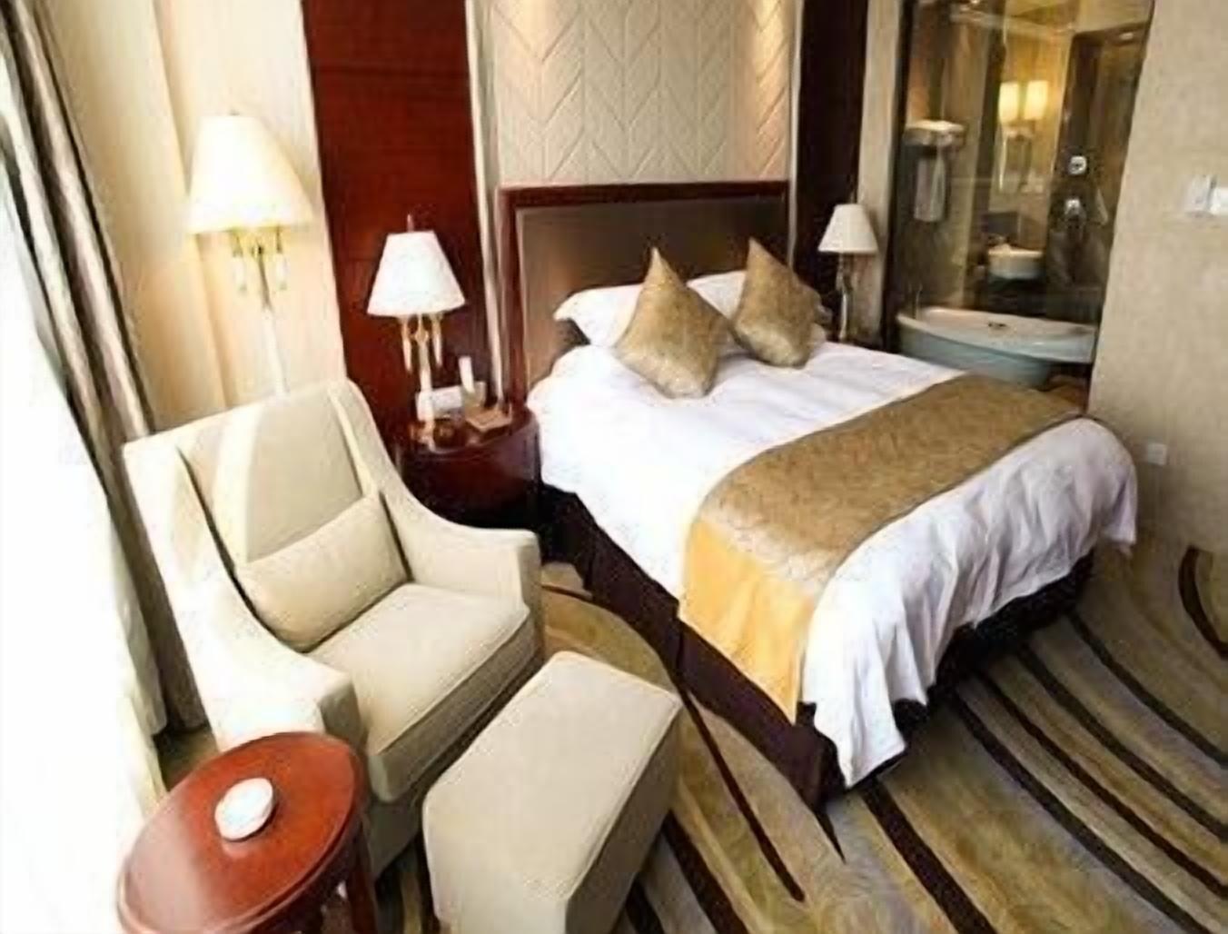 Ramada Yangzhou Baoying Hotel Eksteriør billede